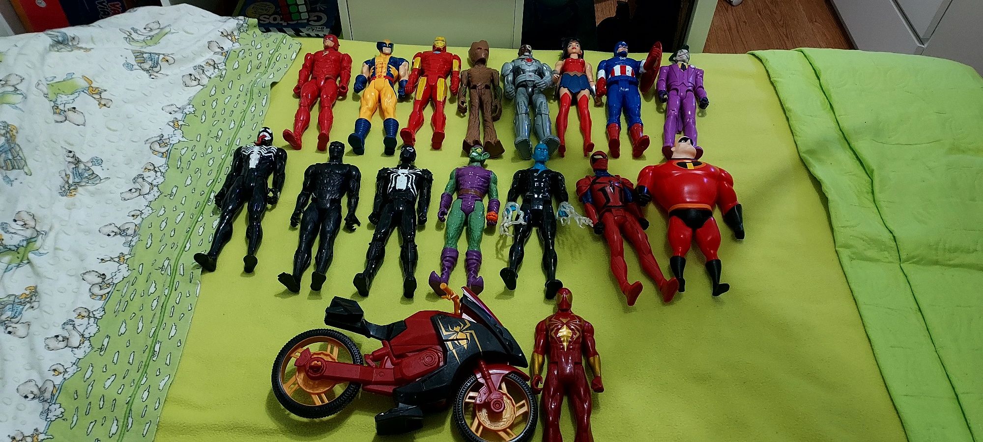 Vendo super herois