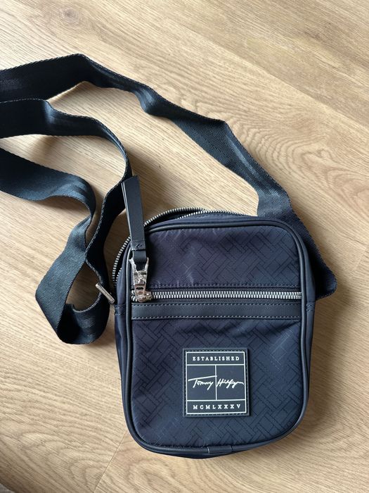 Reporter bag tommy hilfiger saszetka nerka nowa męska