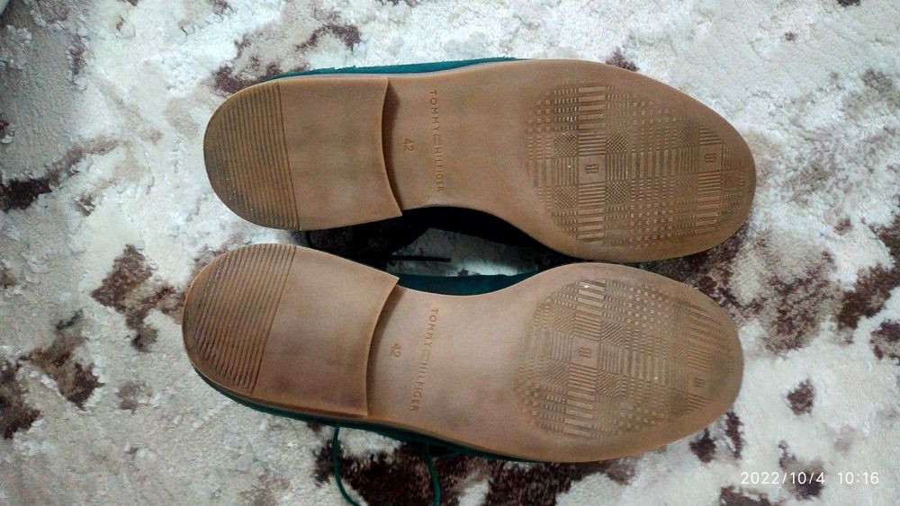 Продам чоловічі черевики TOMMY HILFIGER