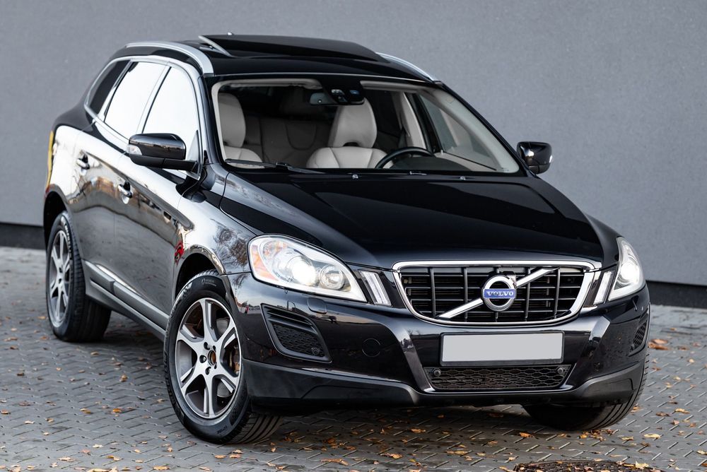 Volvo XC 60 2.4D 163KM  AWD Xenon Navi City Safety Nav Skóra Grzane Fotele Tempoma