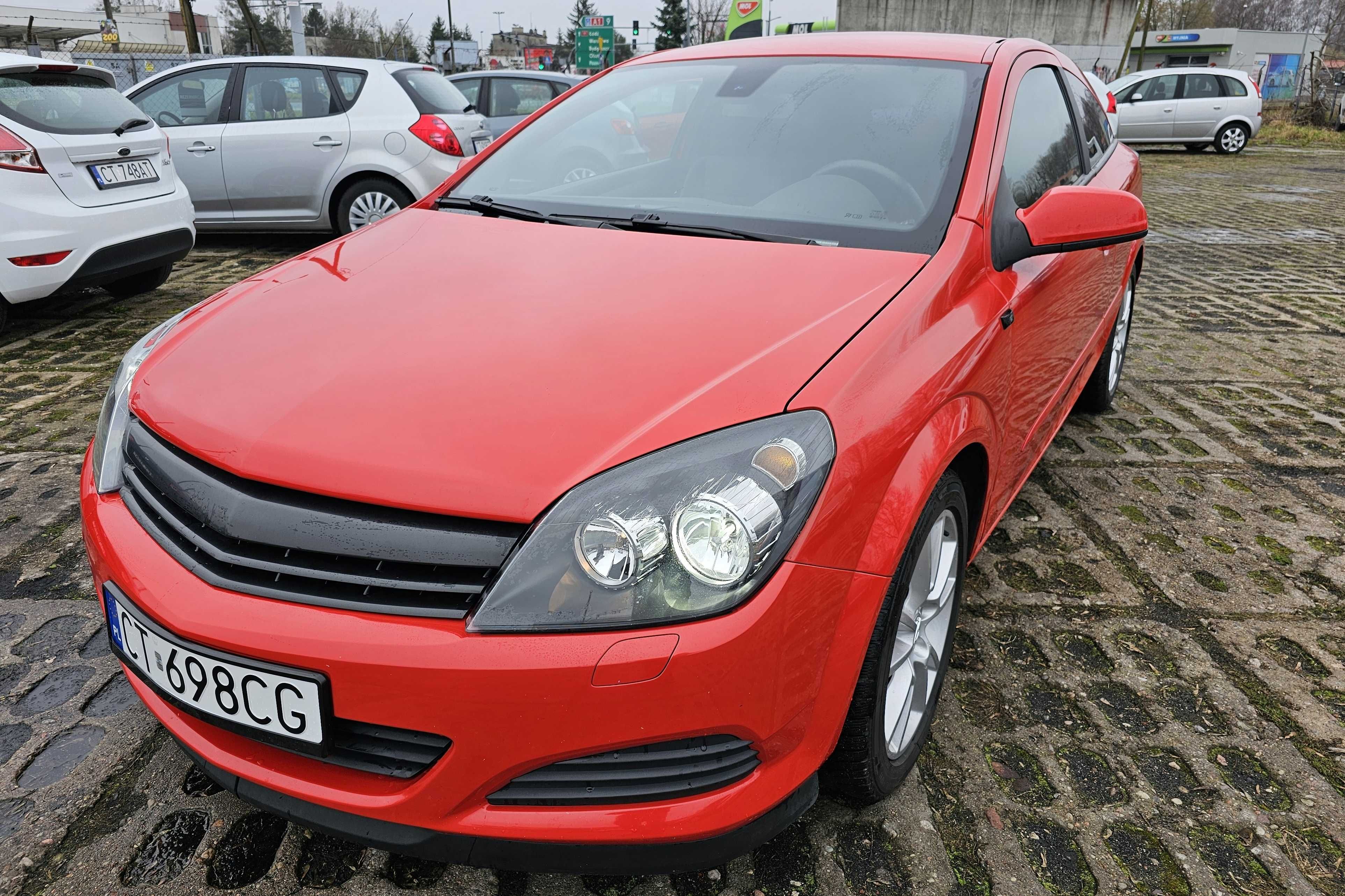 Opel ASTRA GTC III 3 H 2006 r 1,6 benz 105 kM  LED 87600 km ZAREJESTRO