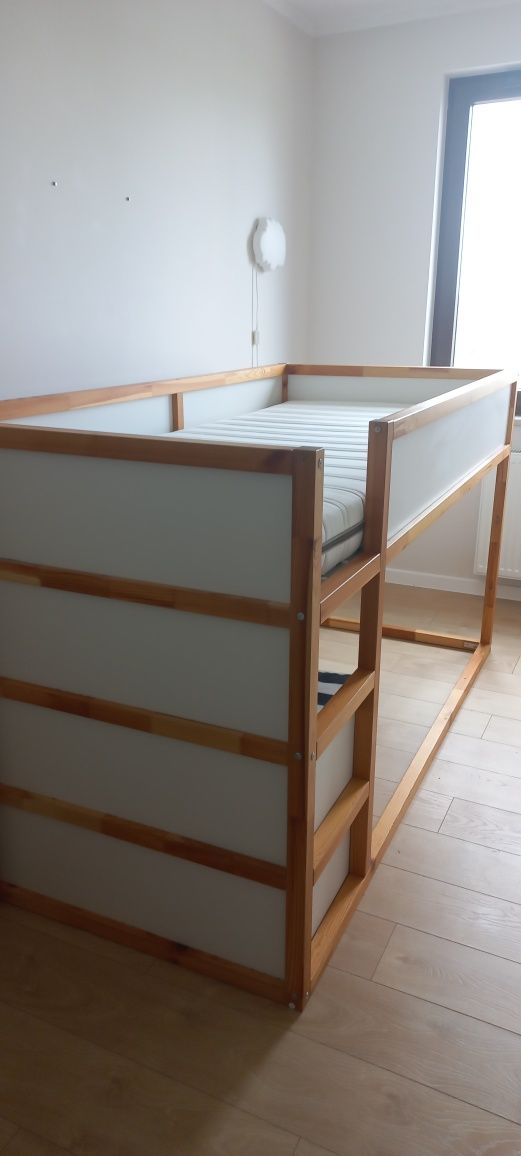 IKEA Kura - Łóżko piętrowe z materacem