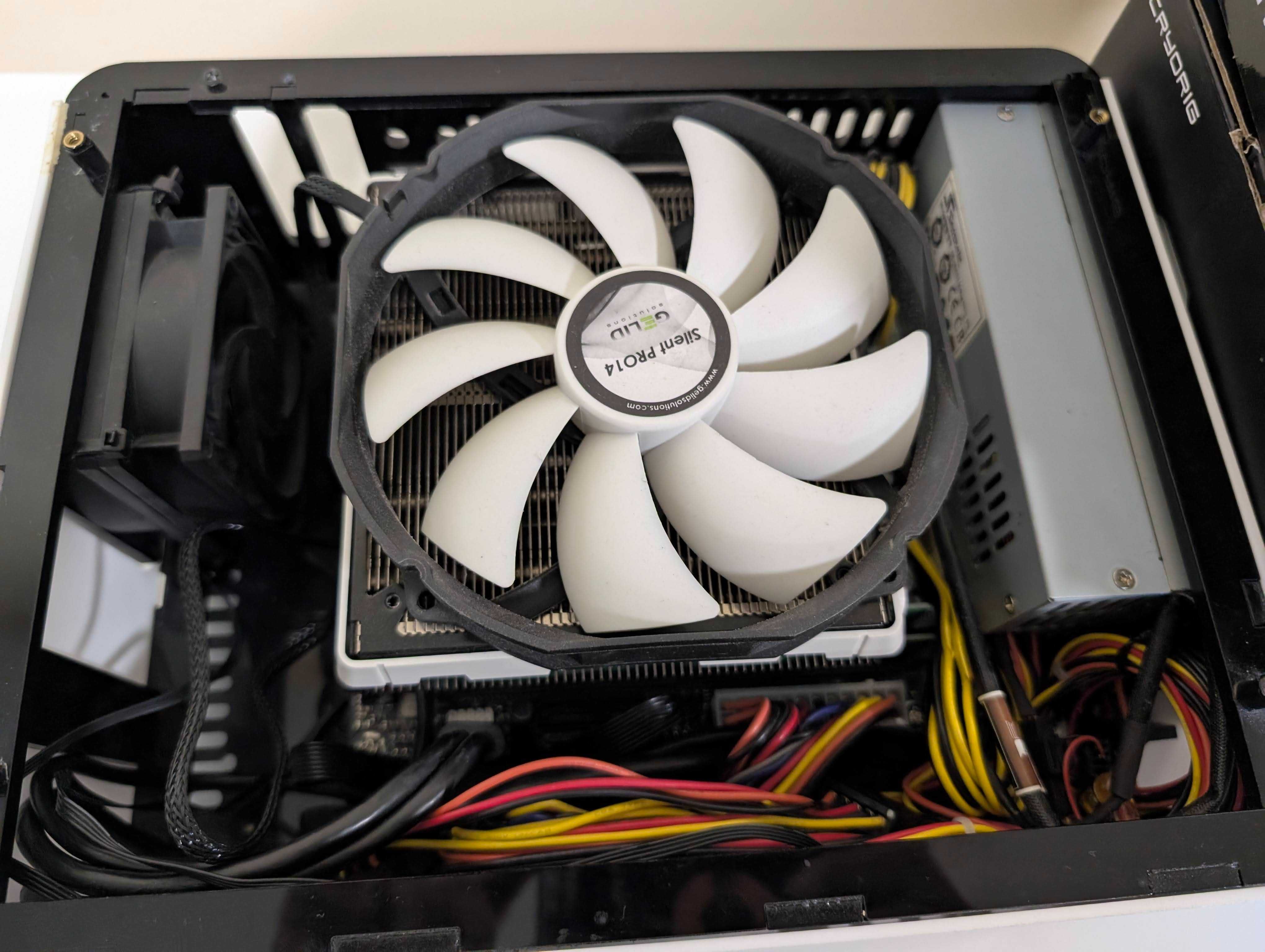 Mini PC / komputer z procesorem I5 9400F + 8GB RAM