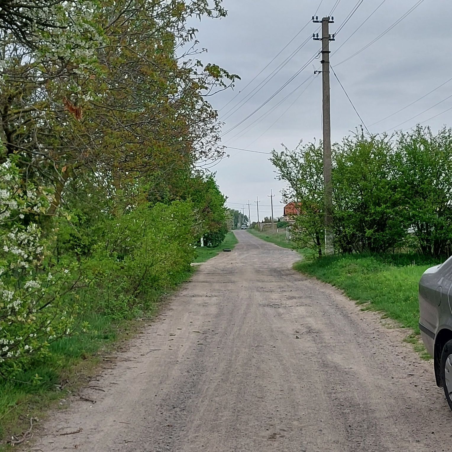 Земельна   ділянка  з  комунікаціями