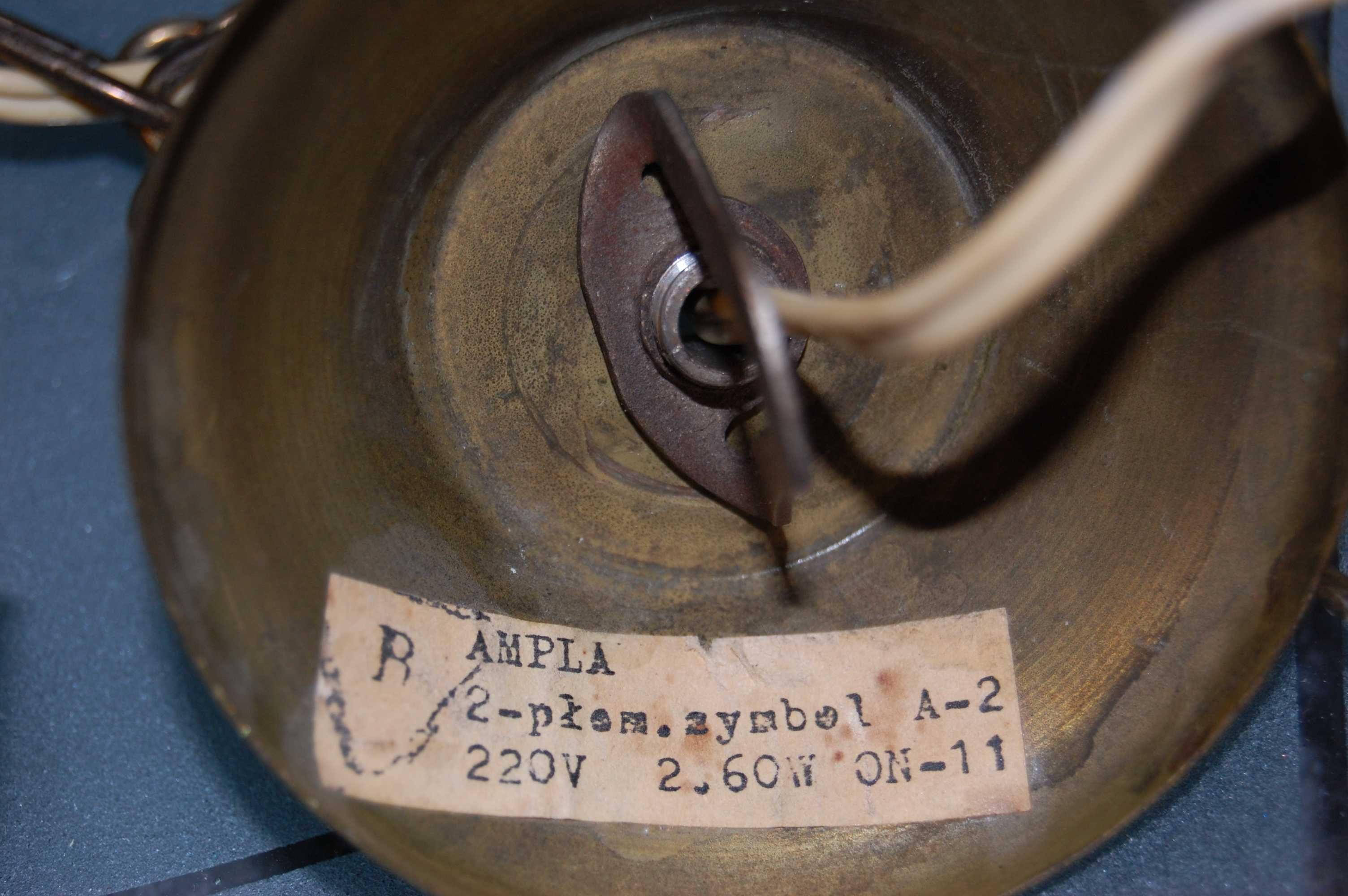 Żyrandol Ampla - metaloplastyka - PRL - SPRAWNA