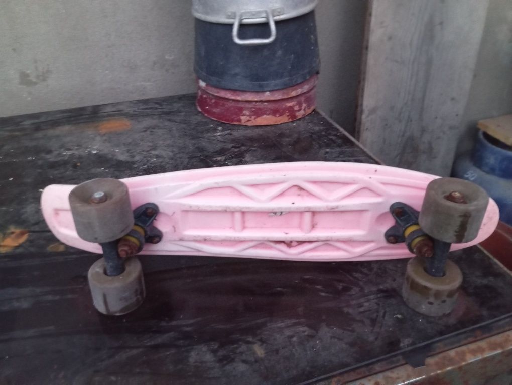 Skate Crusier...