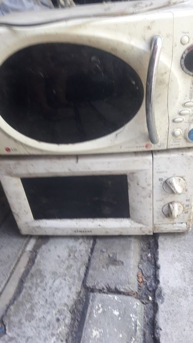 Мікрофильова пічка  LG ремонт