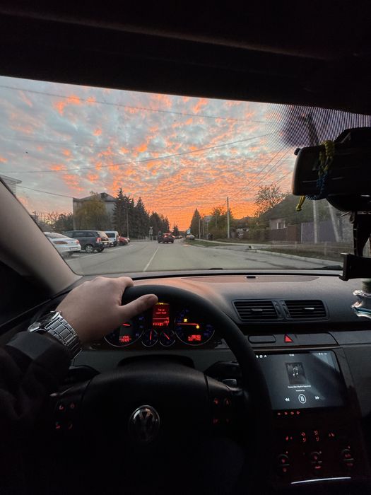 Volkswagen b6 2006р 2.0 tfsi 200л.с обмін на позашляховик- кроссовер