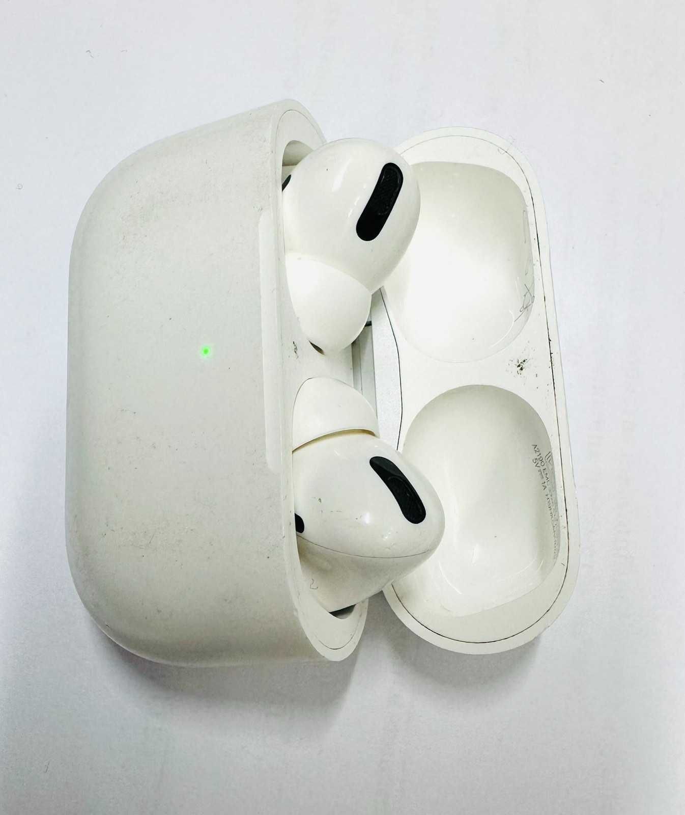 Навушники Apple AirPods Pro