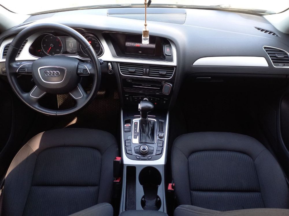 Audi A4 2015 2л. дизель
