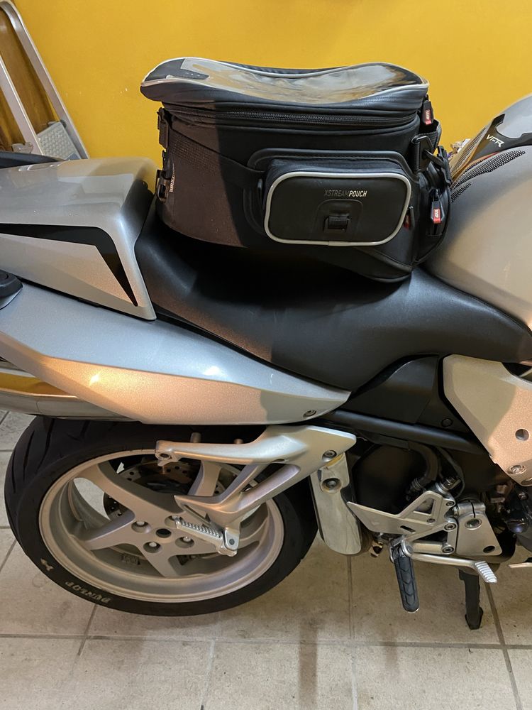 Honda VFR V-tec 800cc