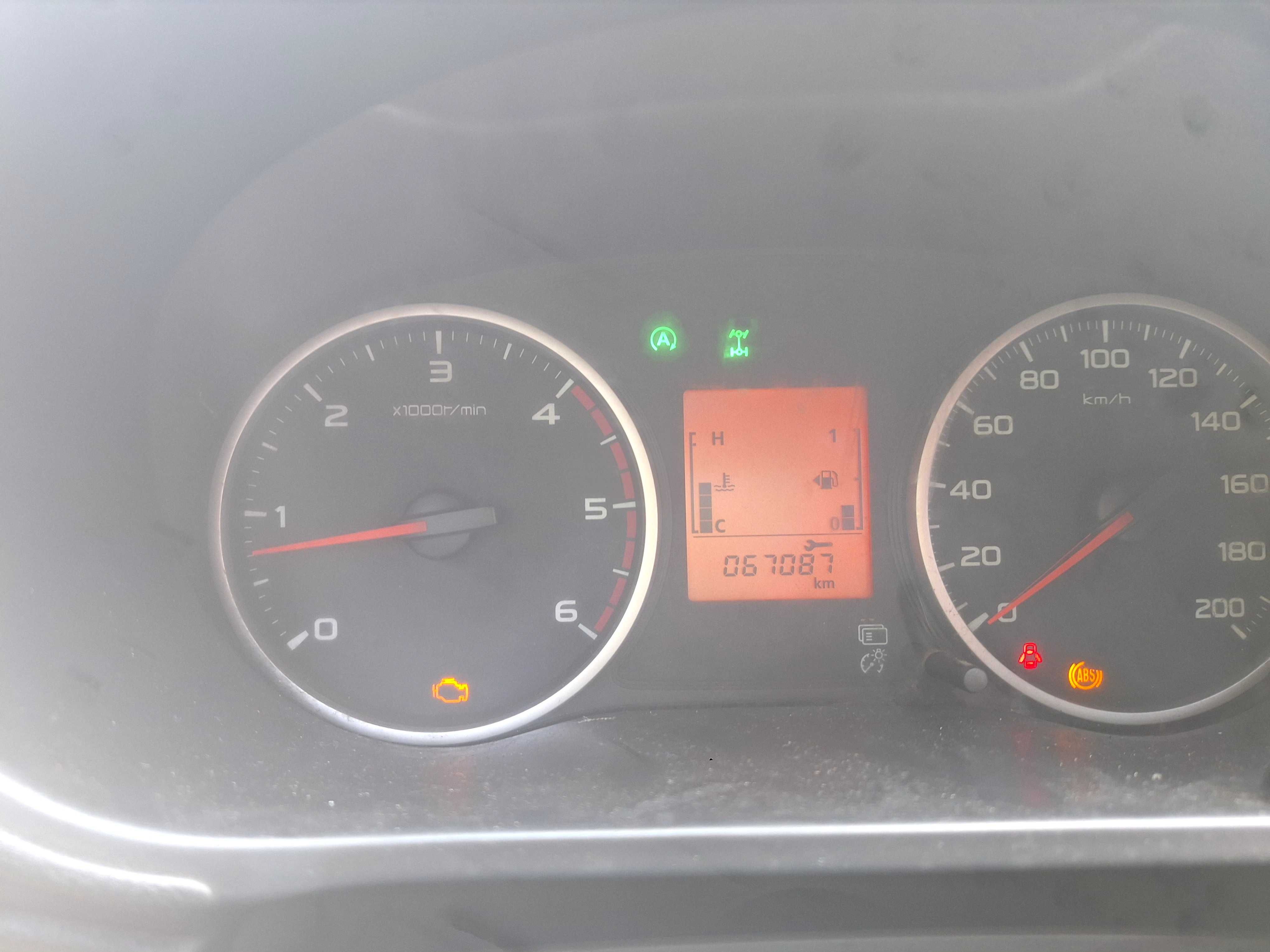 L200 4x4 2017R. Niski przebieg ! Okazja !