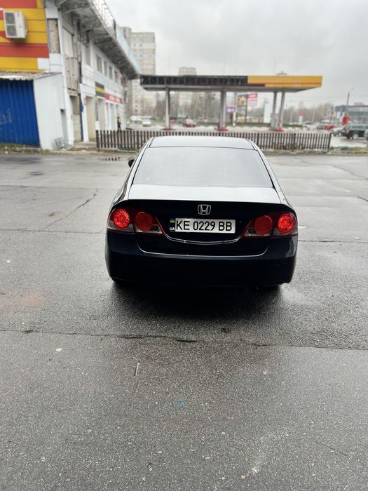 Продам Honda Civic 1.8 на автомате в отличном состоянии