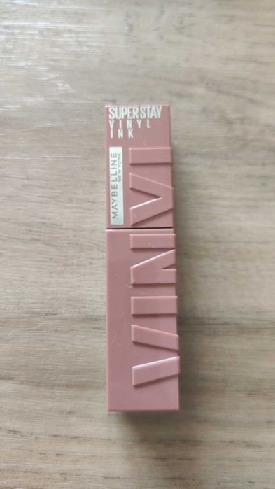 Maybelline vinyl ink 95