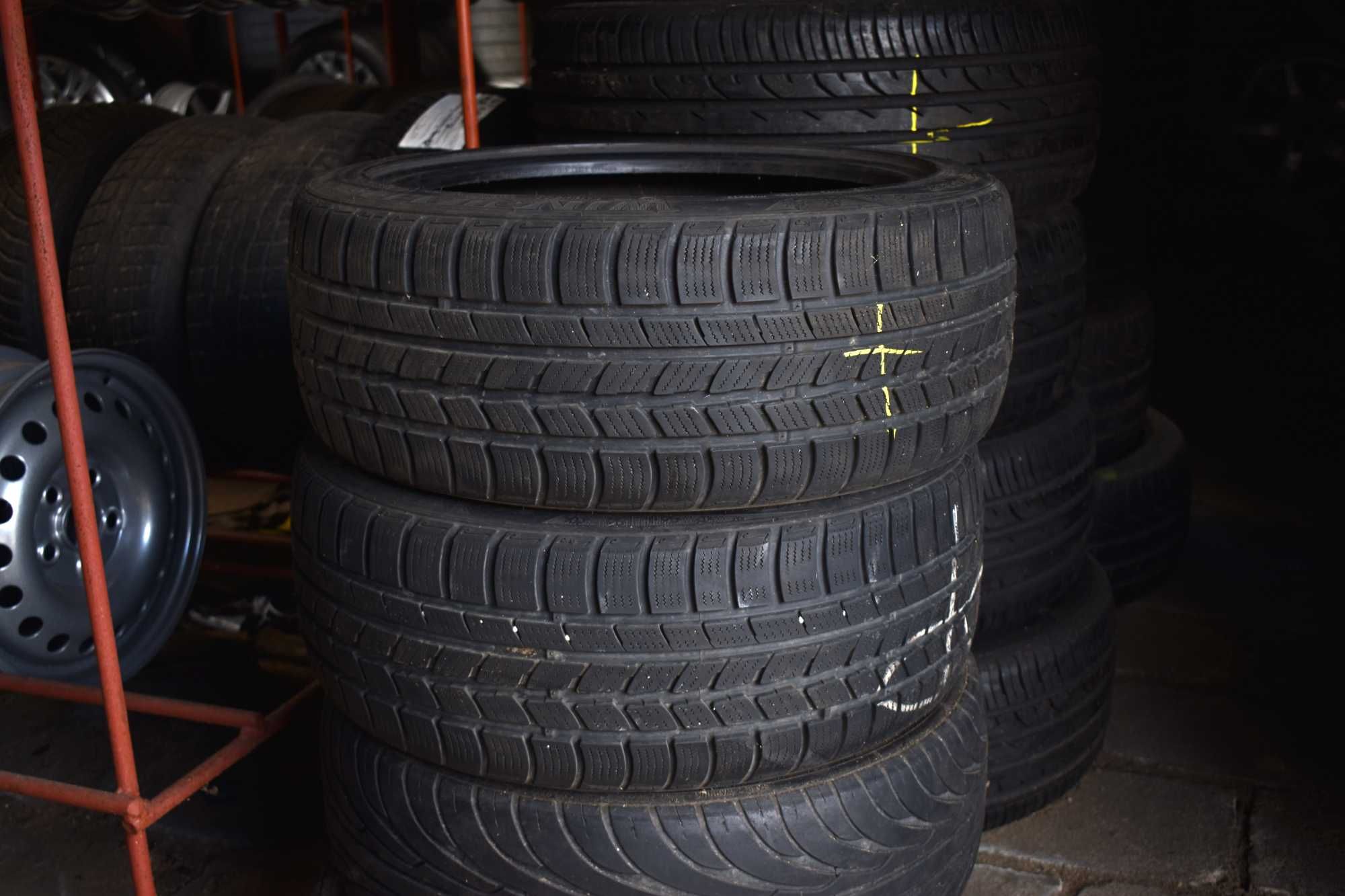 Opona opony ROADSTONE WINguardsport 215/45R17 zimowe M+S