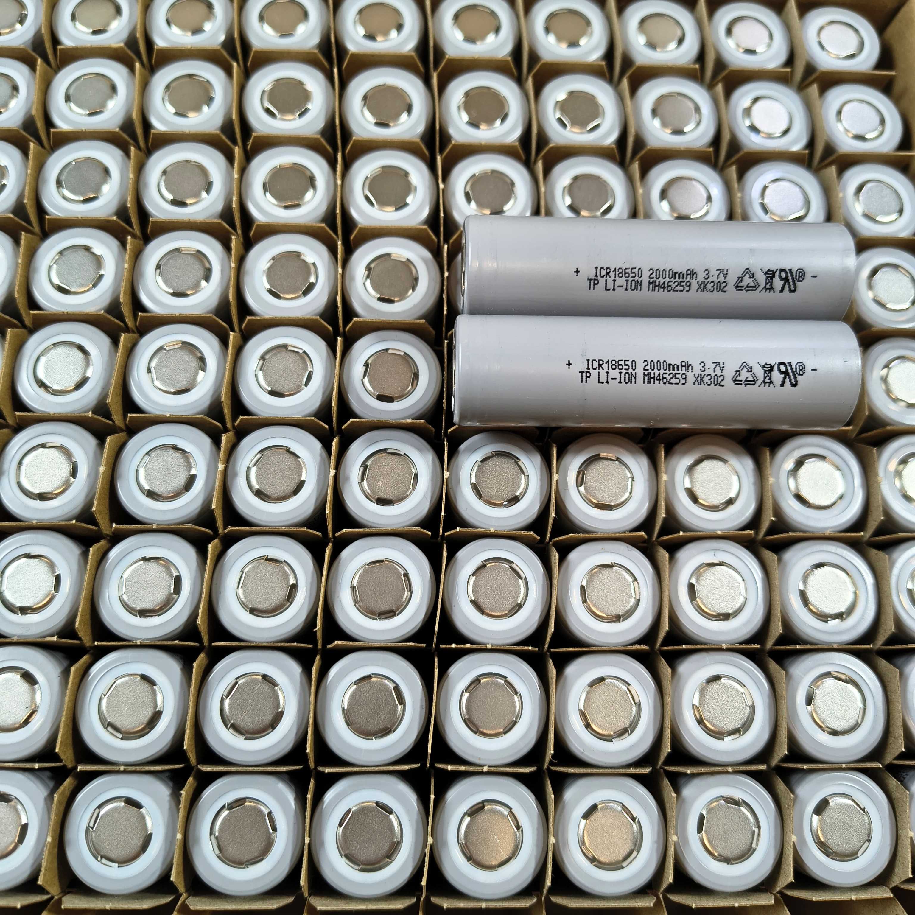 Аккумулятор 18650 высокотоковый Tenpower ICR18650 2000mAh 30A 14mOm