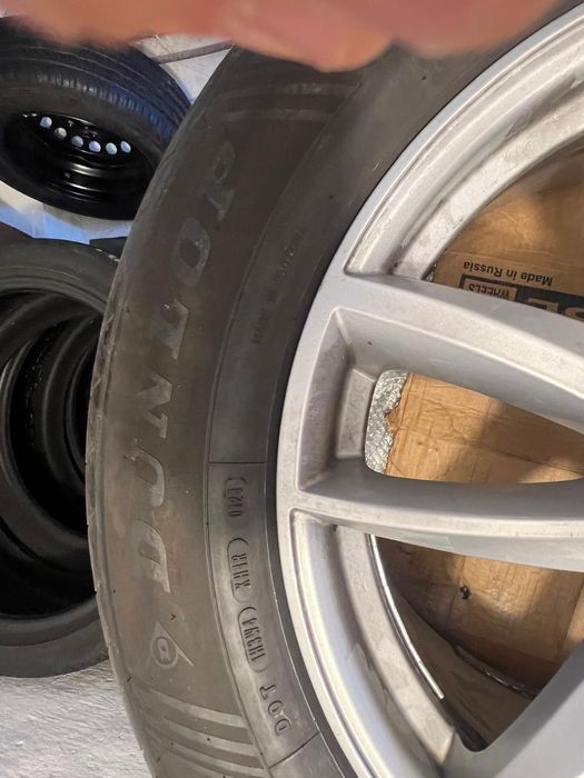 Продам колеса VW Touareg (диски + шини Dunlop) R18 255/60 R18 112V
