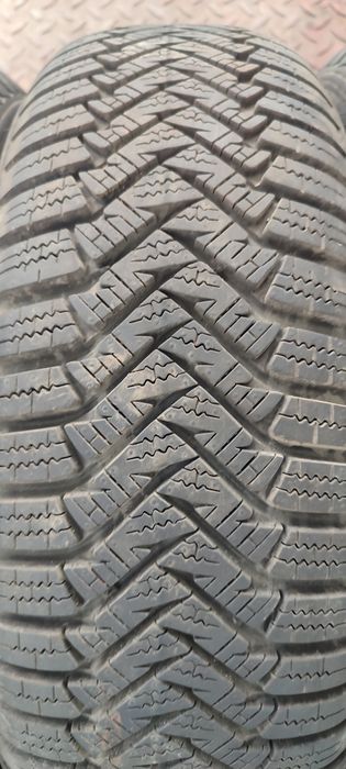 Шини зимові 165/65 P14 Laufenn