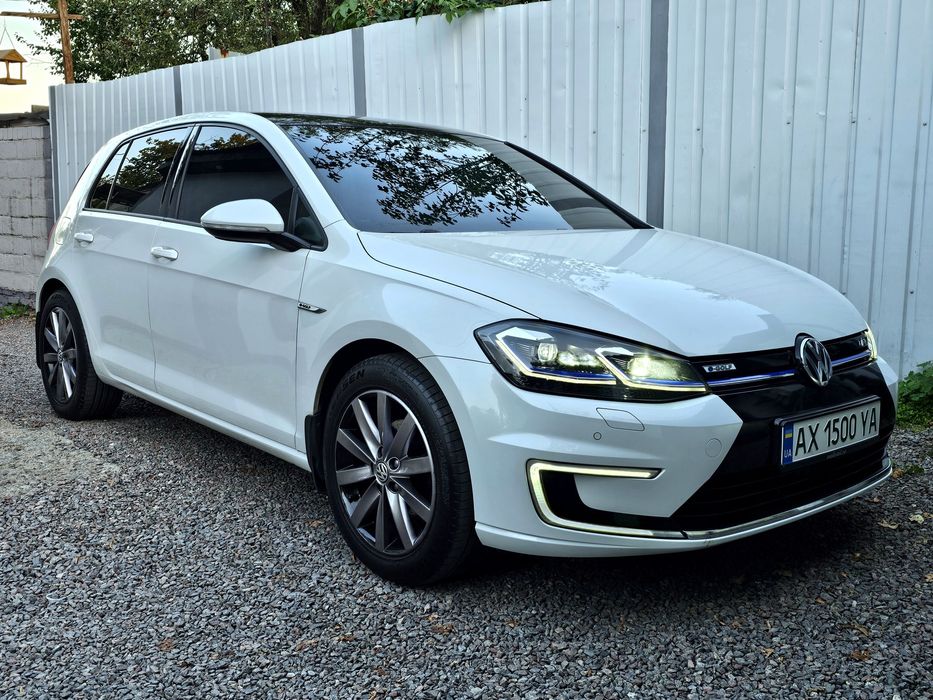 Volkswagen e-Golf ( E GOLF)