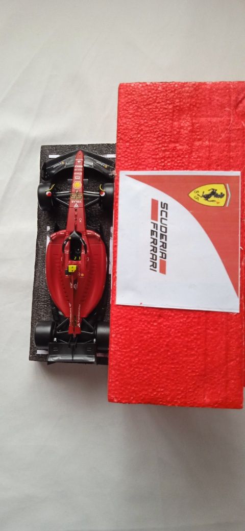 Boxe Ferrari F1 , Carlos Sainz 2022