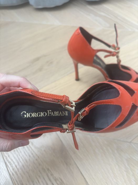 Італійські коралові ( червоні) човники мері джейн Giorgio Fabiani 37