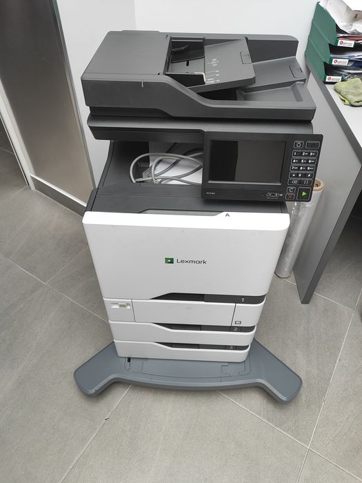 Impressora multifunções Lexmark XC4140