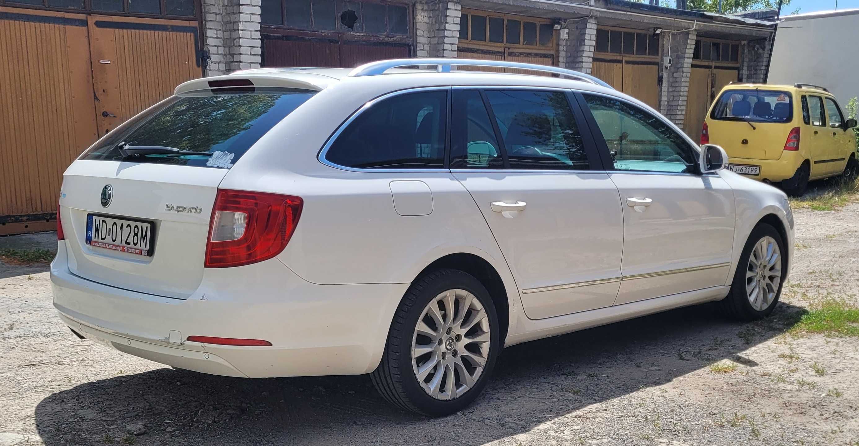 Skoda Superb 2011 Elegance 1.6 tdi