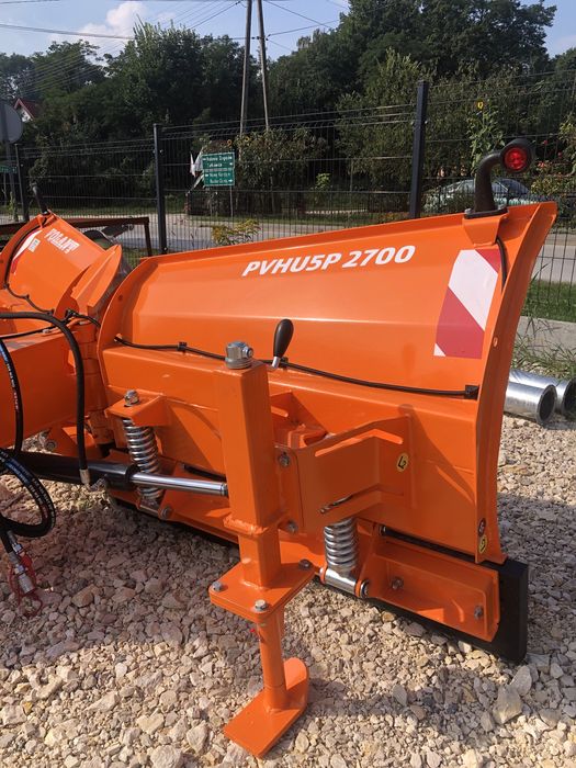 Solidny pług do śniegu VOLANT hydrauliczny składany komunalny 2.5/3.2m