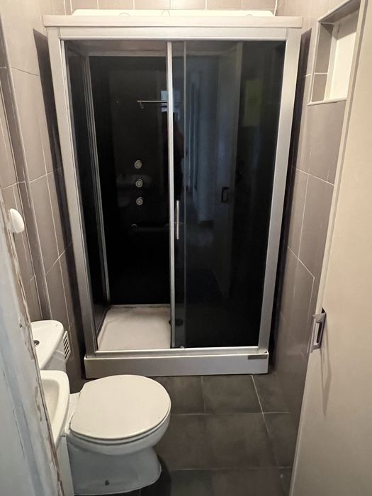 Vendo apartamento T1 no Centro de Camarate Reservado