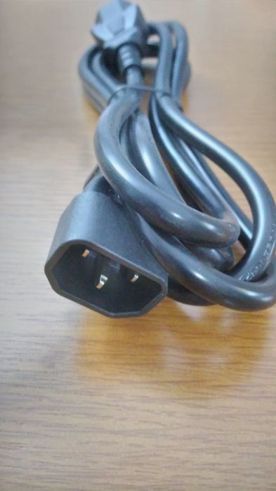 Cabos vários alimentação e comunicação