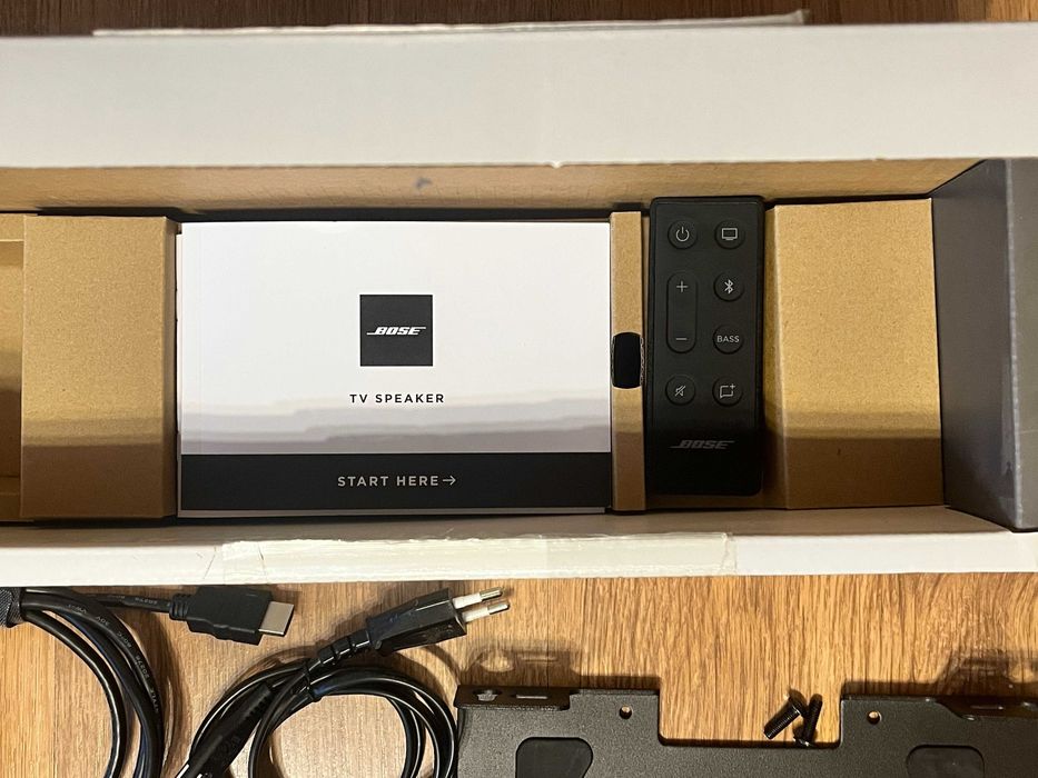 Bose TV Speaker soundbar + uchwyt naścienny gratis