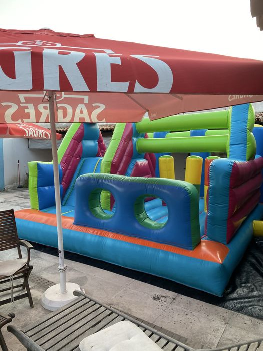 insuflavel para festas privadas