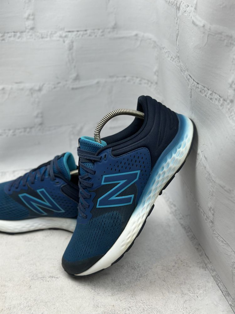 Чоловічі спортивні бігові кросівки New Balance 43p 27.5cm