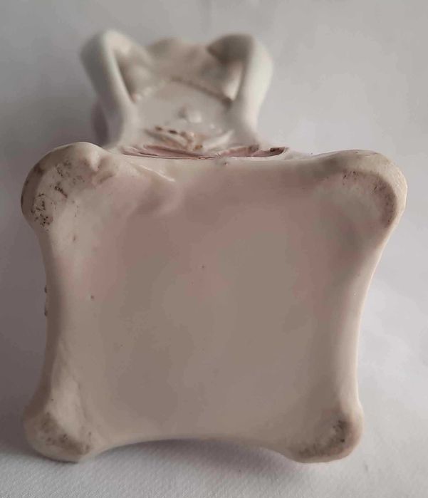 Secesja Porcelanowy wazonik