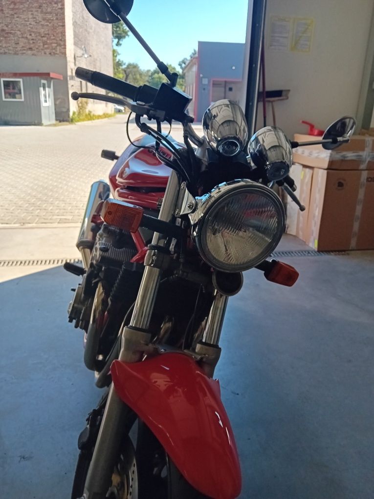 Suzuki bandit 600 gsf600n