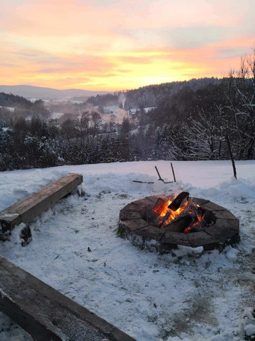 Sielanka-Domki Całoroczne z Kominkiem Jacuzzi Sauna Bezmiechowa