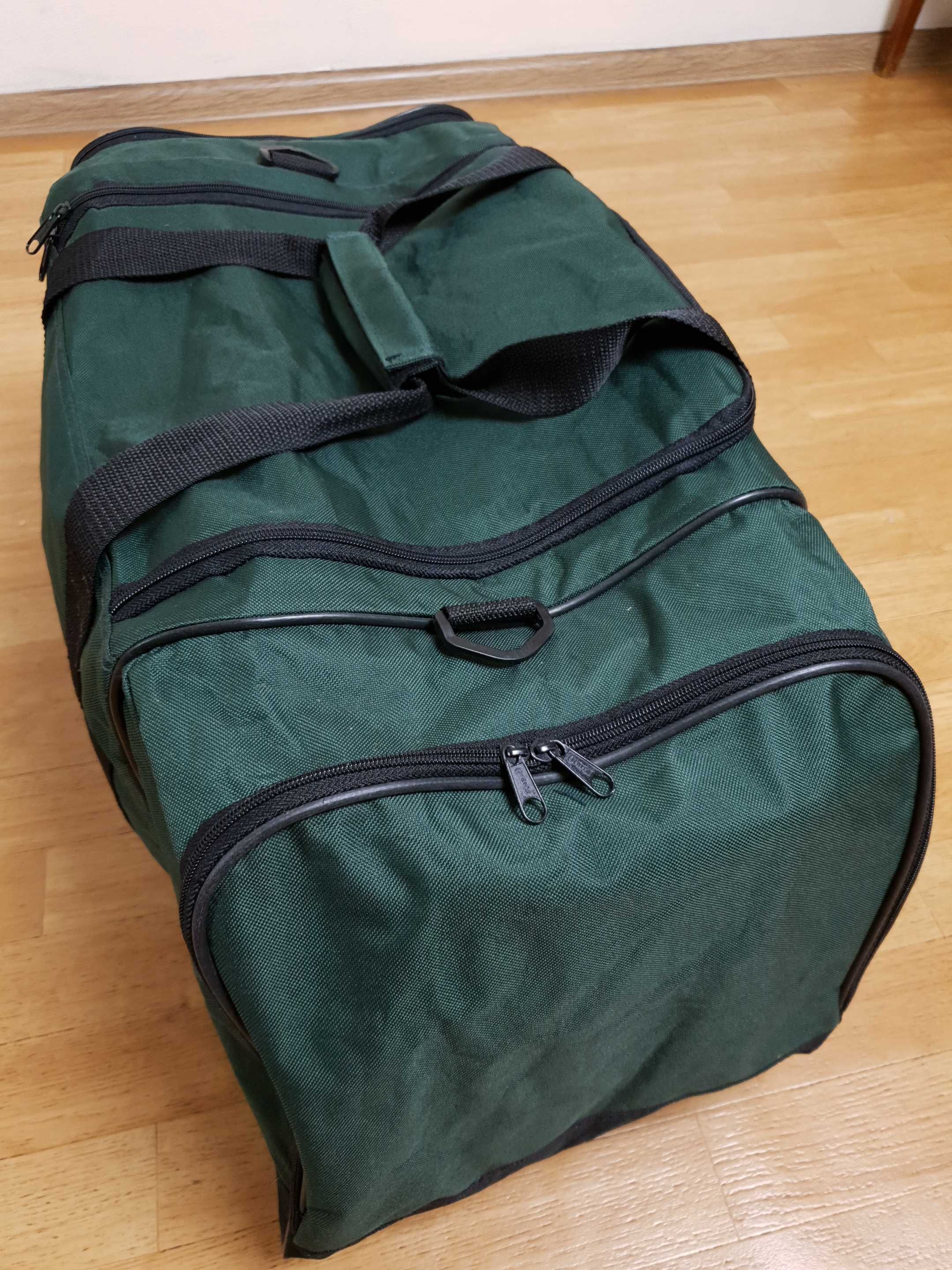 дорожная сумка большая , 65 см на 35 см