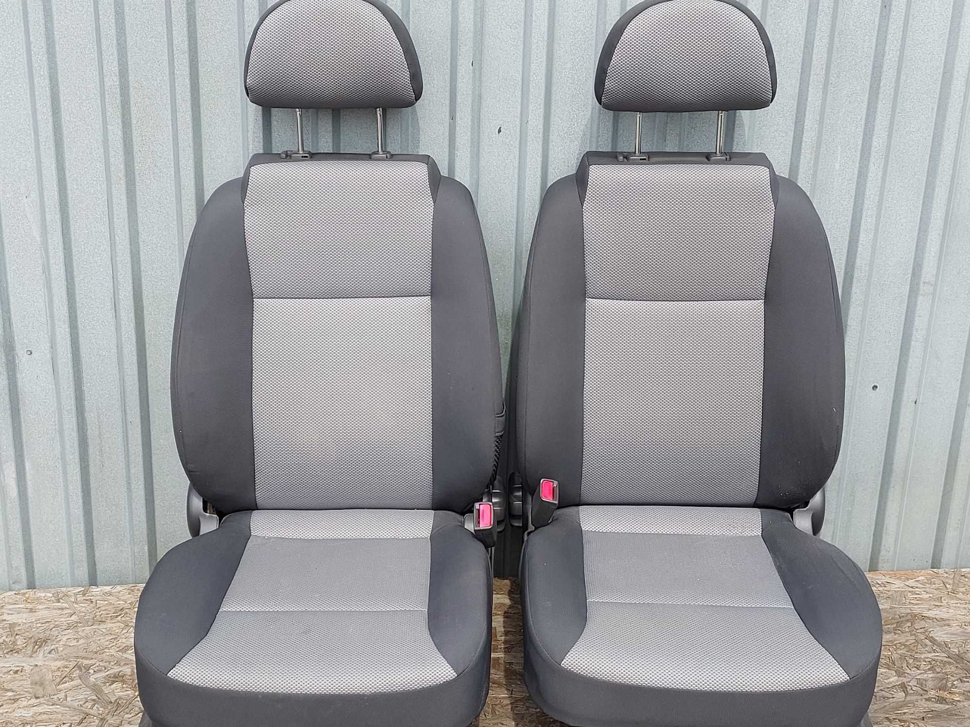 Fotele siedzenia Chevrolet AVEO  T255 Komplet