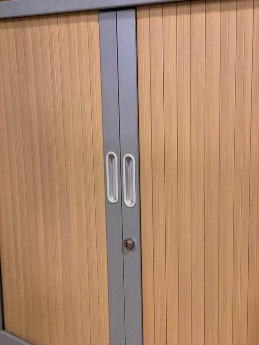 Armários de Escritório com Portas de Correr