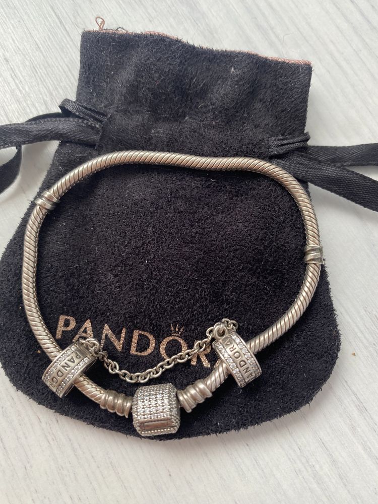 Браслет срібний Pandora з захисним ланцюжком
