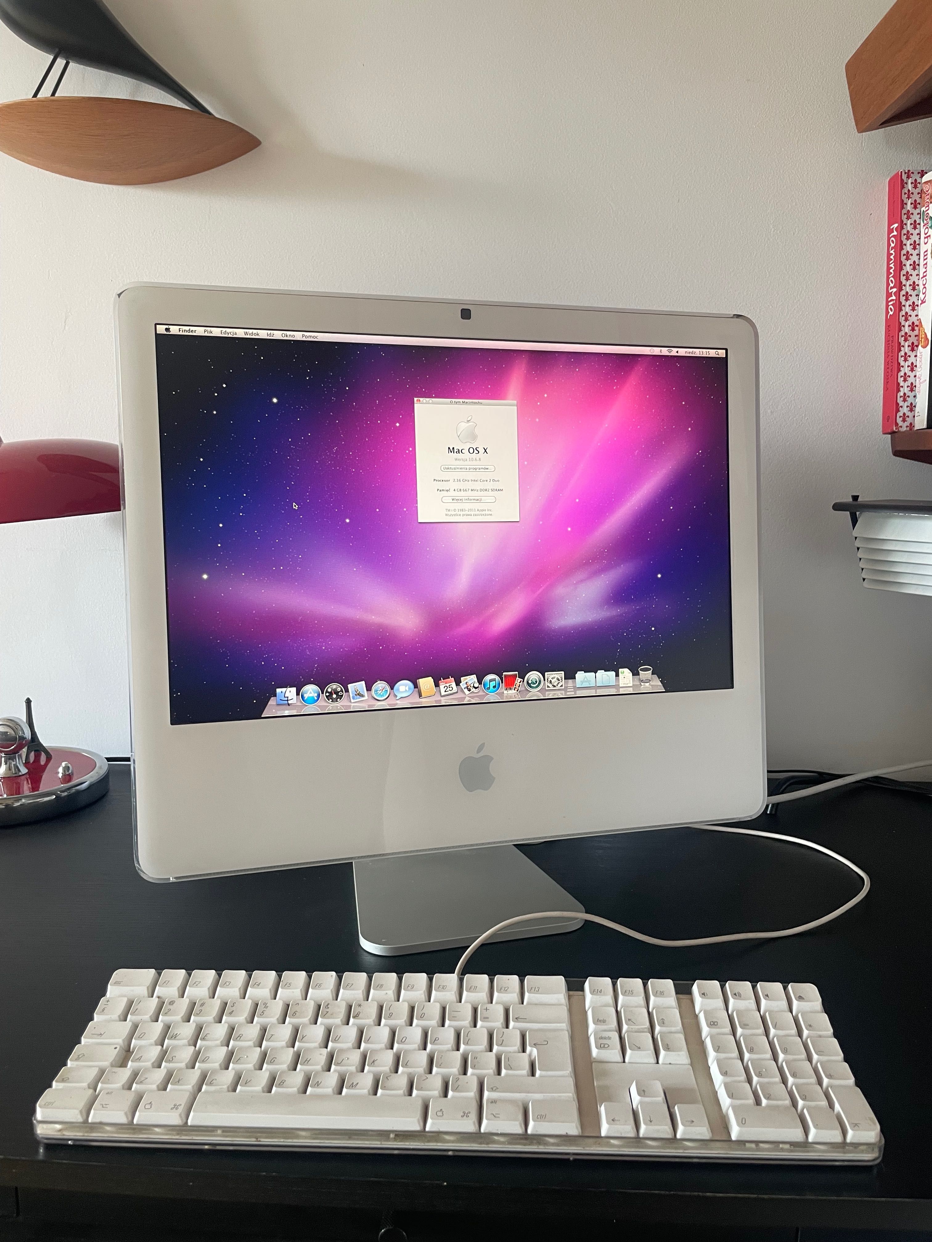 Apple iMac 20" Intel Core 2 Duo 2.16 GHZ 250GB HDD