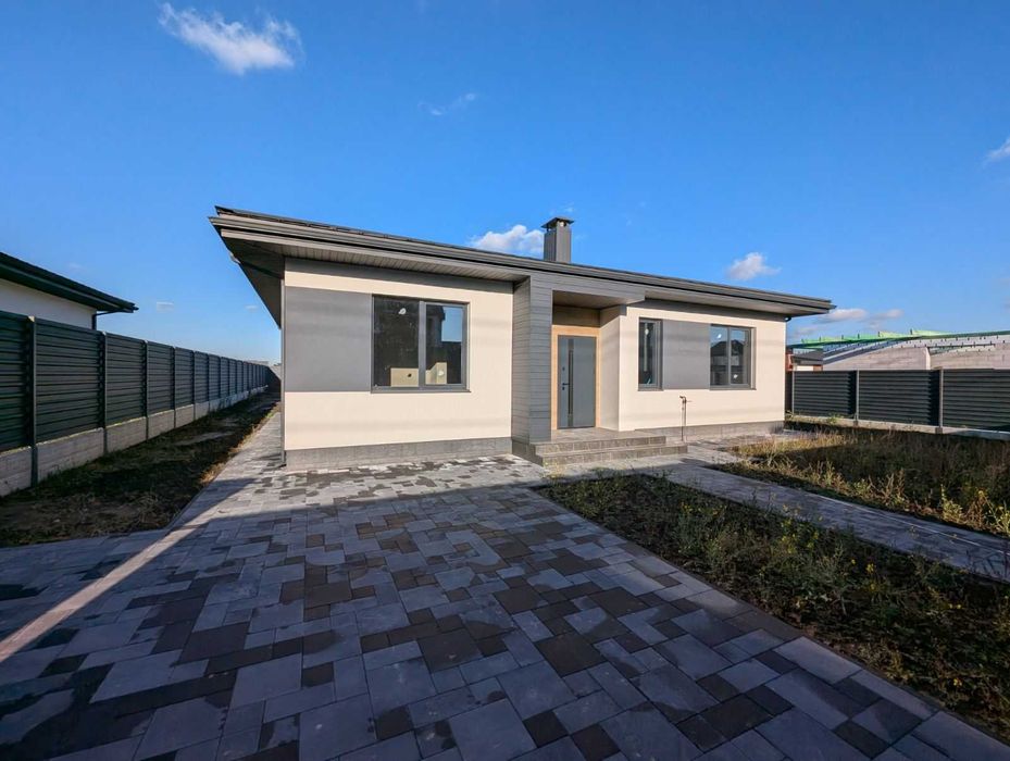 Продам одноповерховий будинок під Києвом. Дом под Киевом