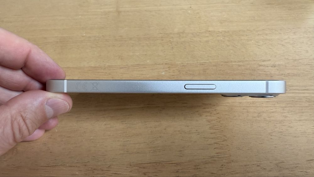 Iphone 13 128GB Starlight - Księżycowa poświata