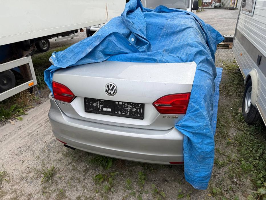 Продам Volkswagen jetta 2011 рік 2,5 автомат