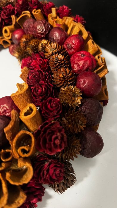 home&you wieniec cranberry stroik boho wianek świąteczny rustykalny