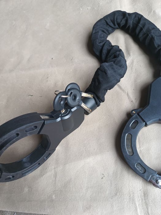 Zapięcie kajdankowe hulajnoga rower 90 cm