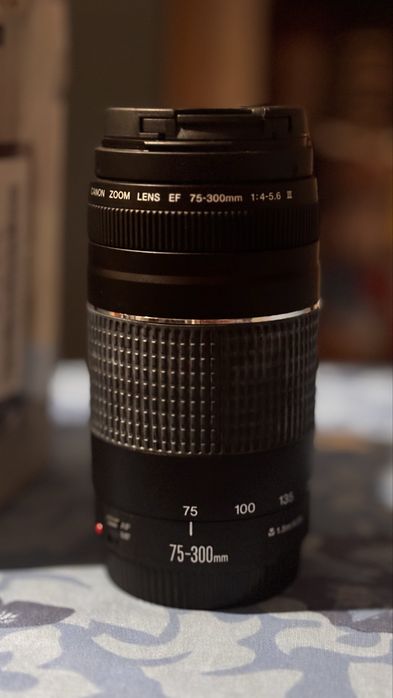 Sprzedam obiektyw canon efs 75-300