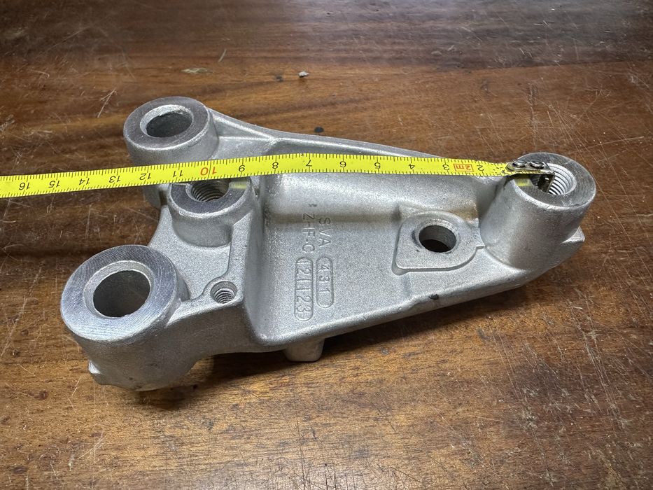 Кронштейн подушки двигателя Honda Civic 4d 1.8 автомат