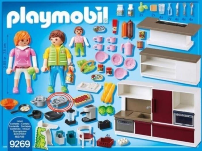 Zestaw Playmobil 9269 duża rodzina kuchnią.