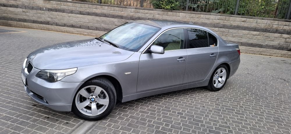 БМВ е60 3л (BMW E60)